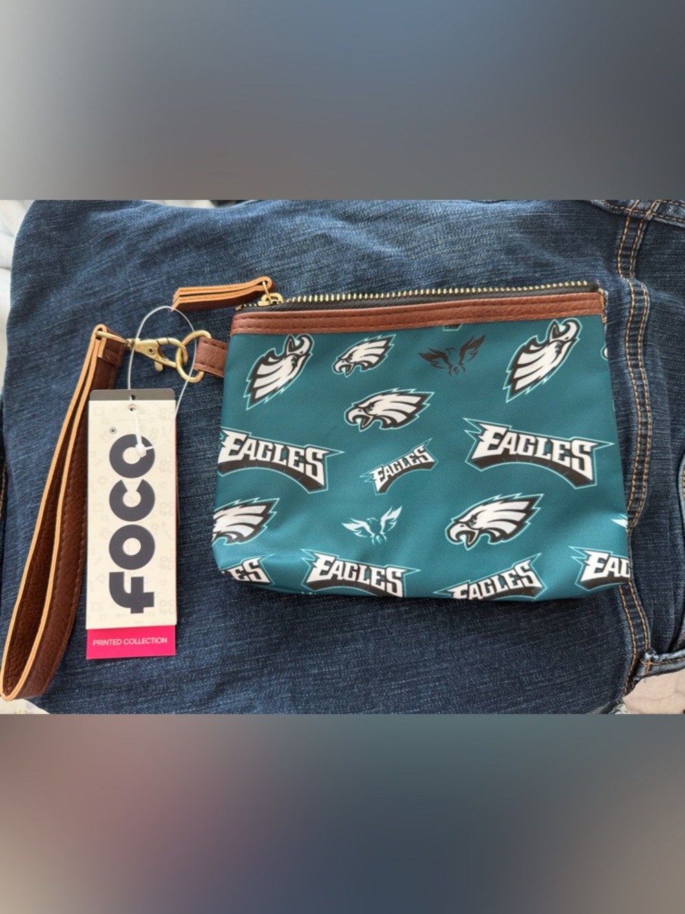 FOCO Philadelphia Eagles Teal Wristlet